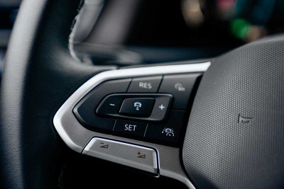 2025 Volkswagen Atlas 2.0T SE