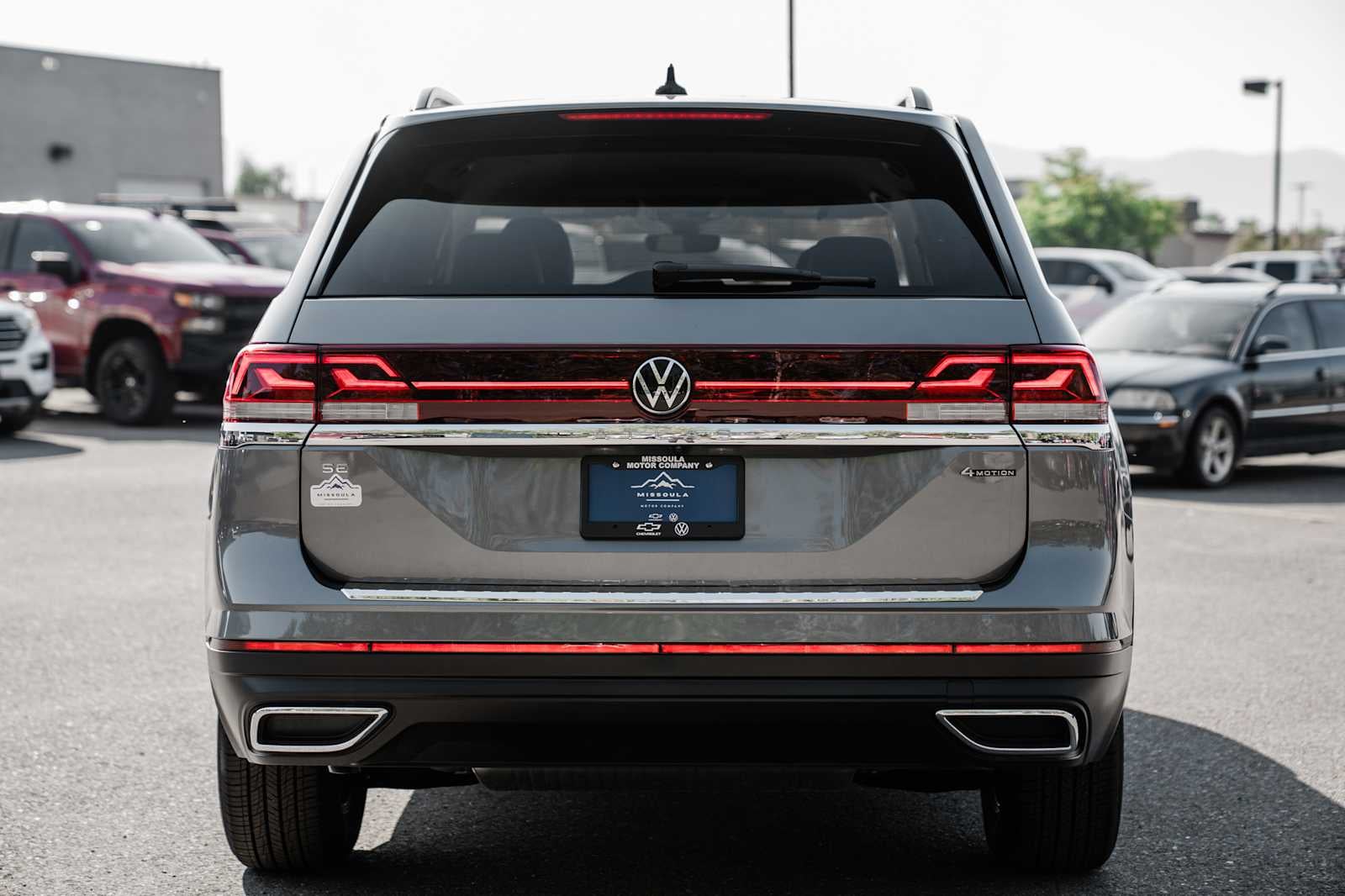 2025 Volkswagen Atlas 2.0T SE