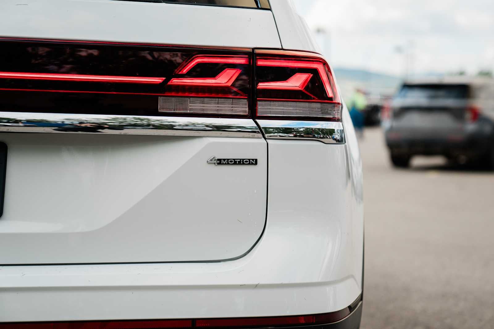 2025 Volkswagen Atlas 2.0T SE