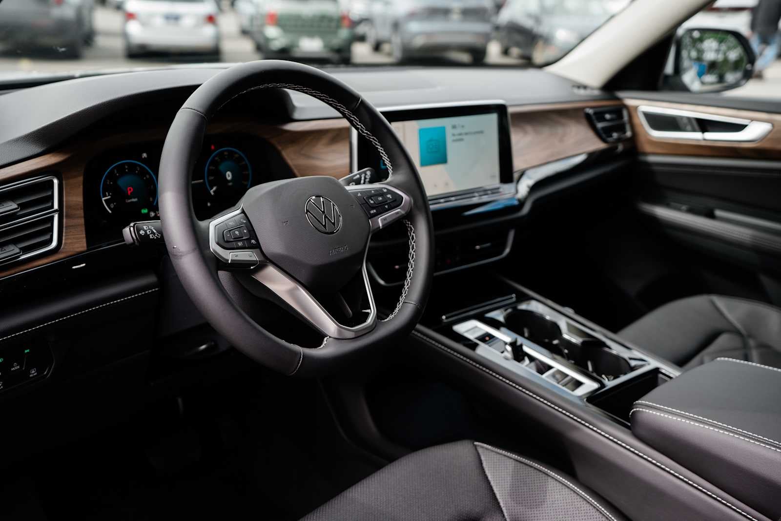 2025 Volkswagen Atlas 2.0T SE