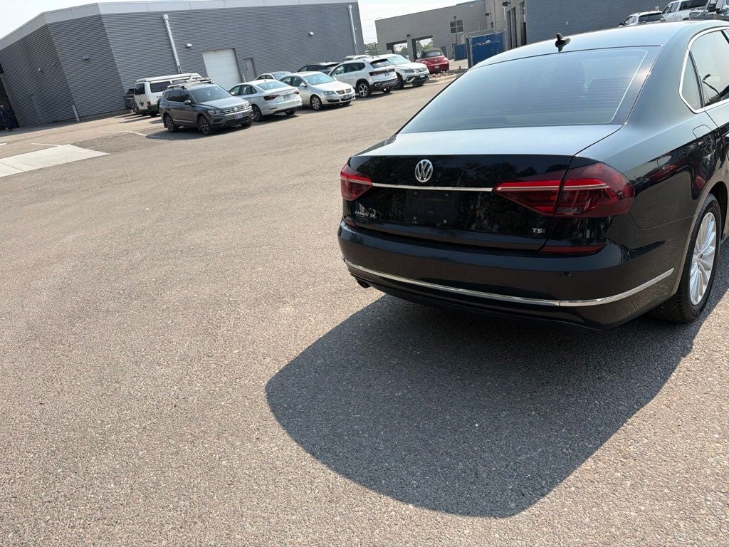 2017 Volkswagen Passat 1.8T SE
