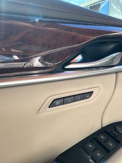 2013 Cadillac XTS Professional Luxury