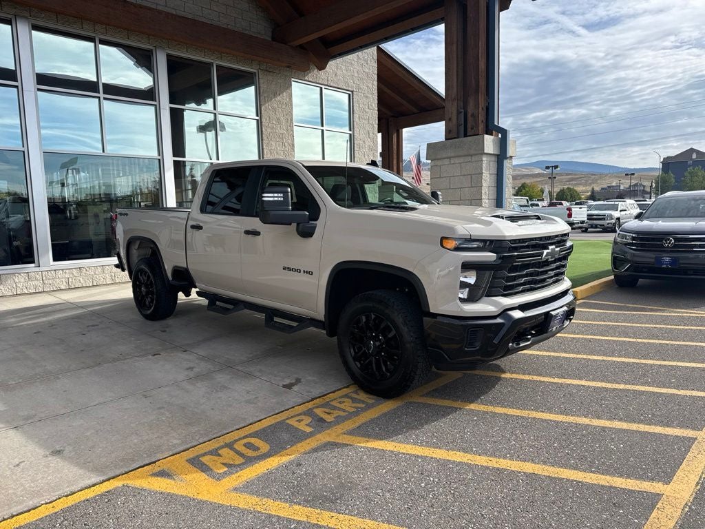 2026 Chevrolet Silverado 2500HD Custom