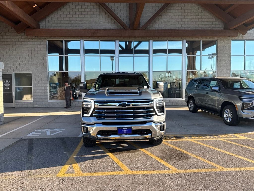 2024 Chevrolet Silverado 3500HD LTZ