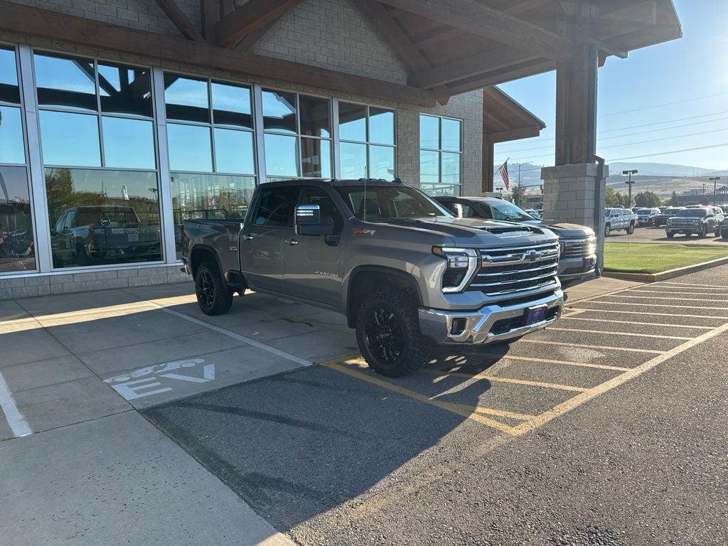 2024 Chevrolet Silverado 3500HD LTZ