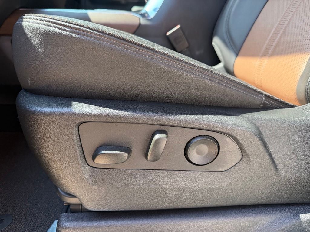 2024 Chevrolet Silverado 3500HD High Country