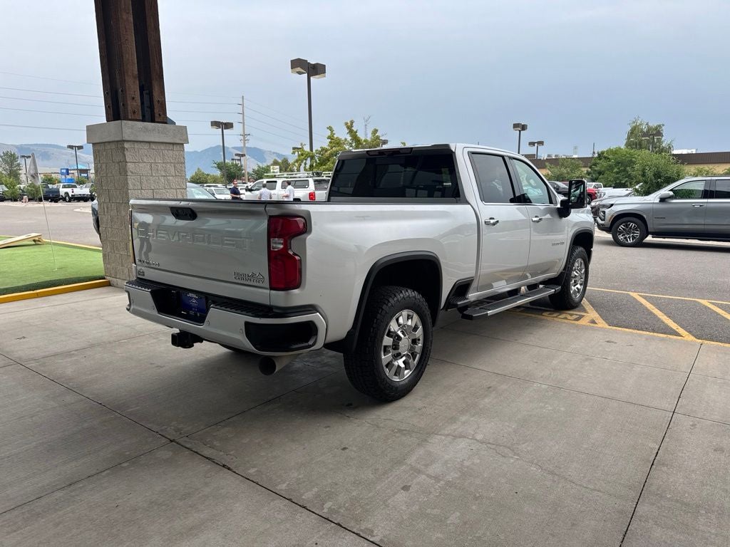 2022 Chevrolet Silverado 3500HD High Country