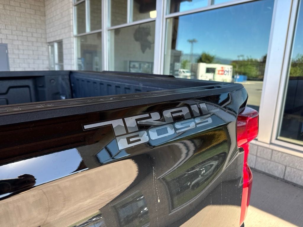 2025 Chevrolet Silverado 1500 LT Trail Boss