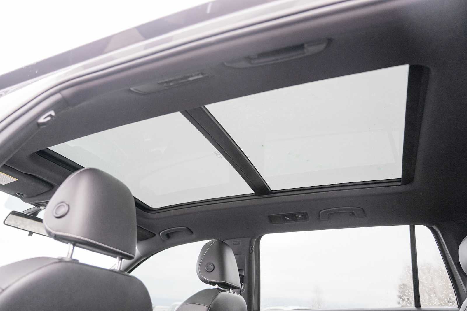 2021 Volkswagen Tiguan SE R-Line Black