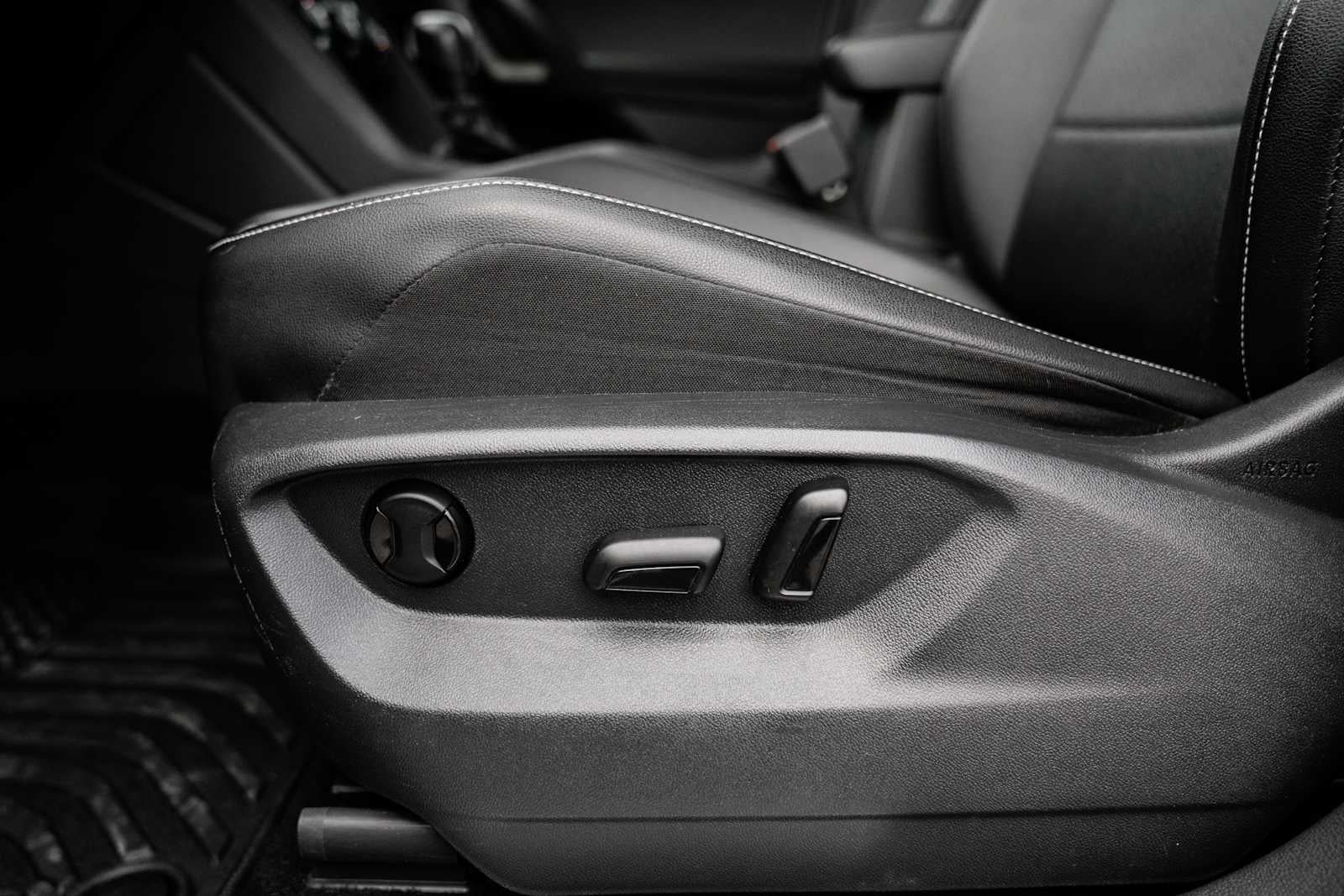 2021 Volkswagen Tiguan SE R-Line Black