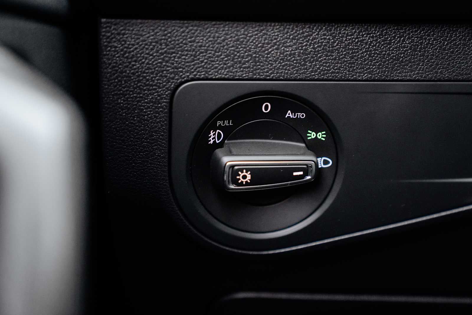 2021 Volkswagen Tiguan SE R-Line Black