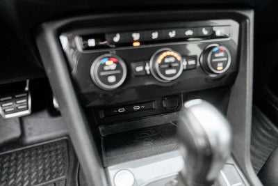 2021 Volkswagen Tiguan SE R-Line Black