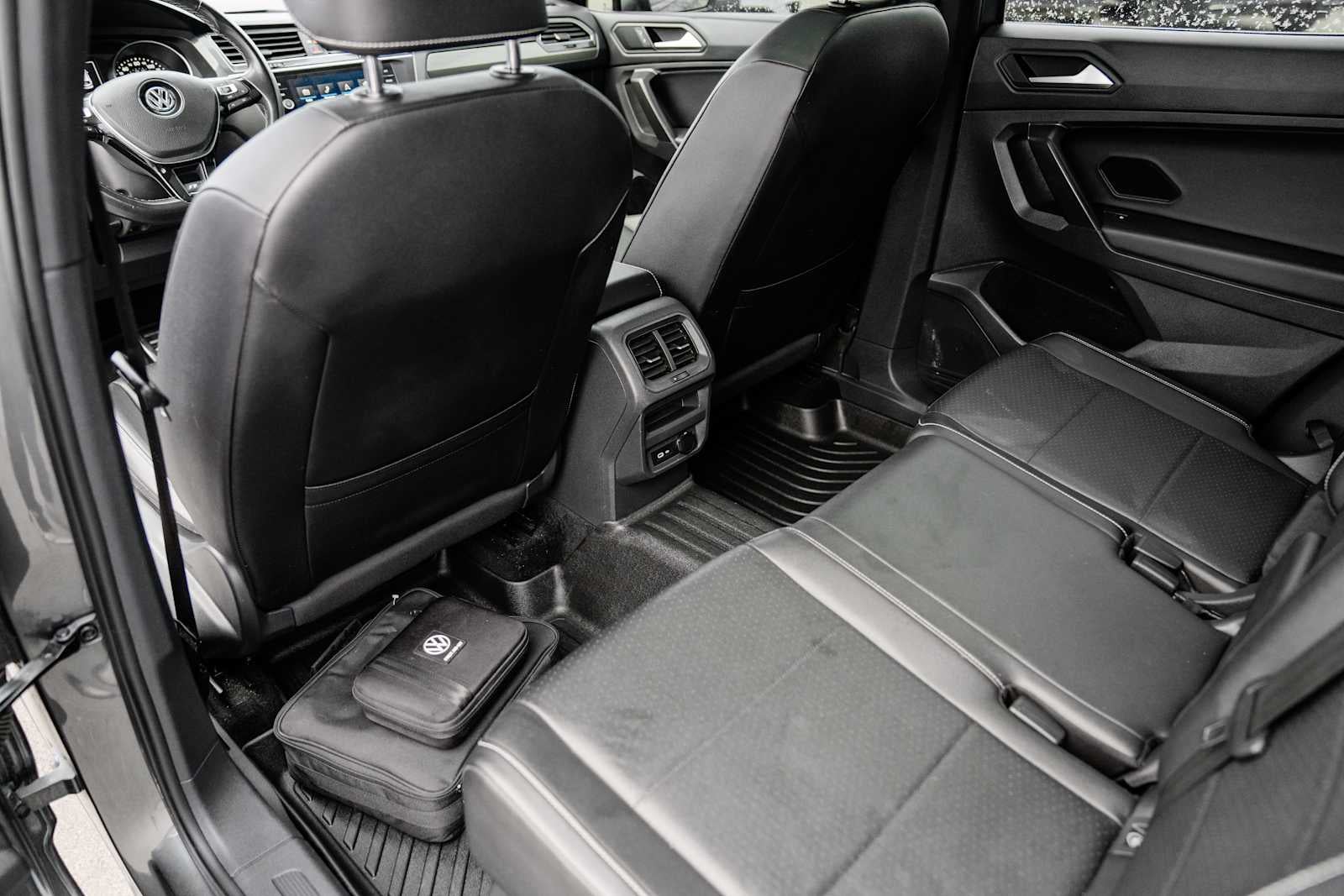 2021 Volkswagen Tiguan SE R-Line Black