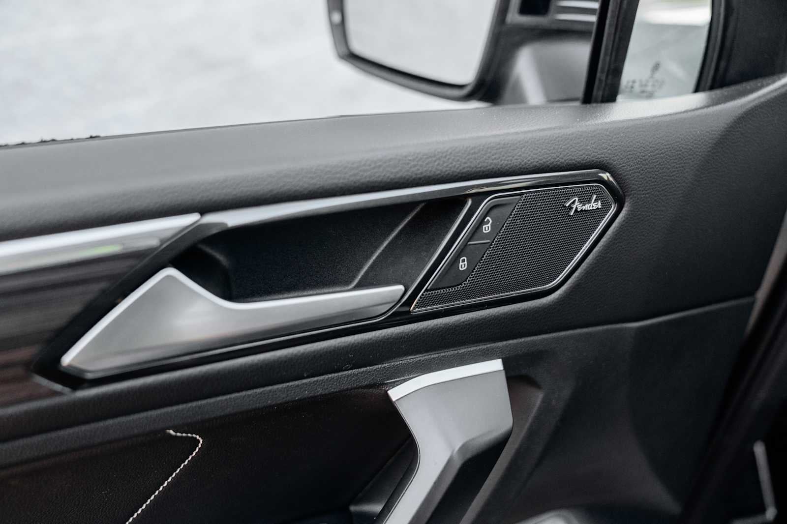 2024 Volkswagen Tiguan SEL R-Line