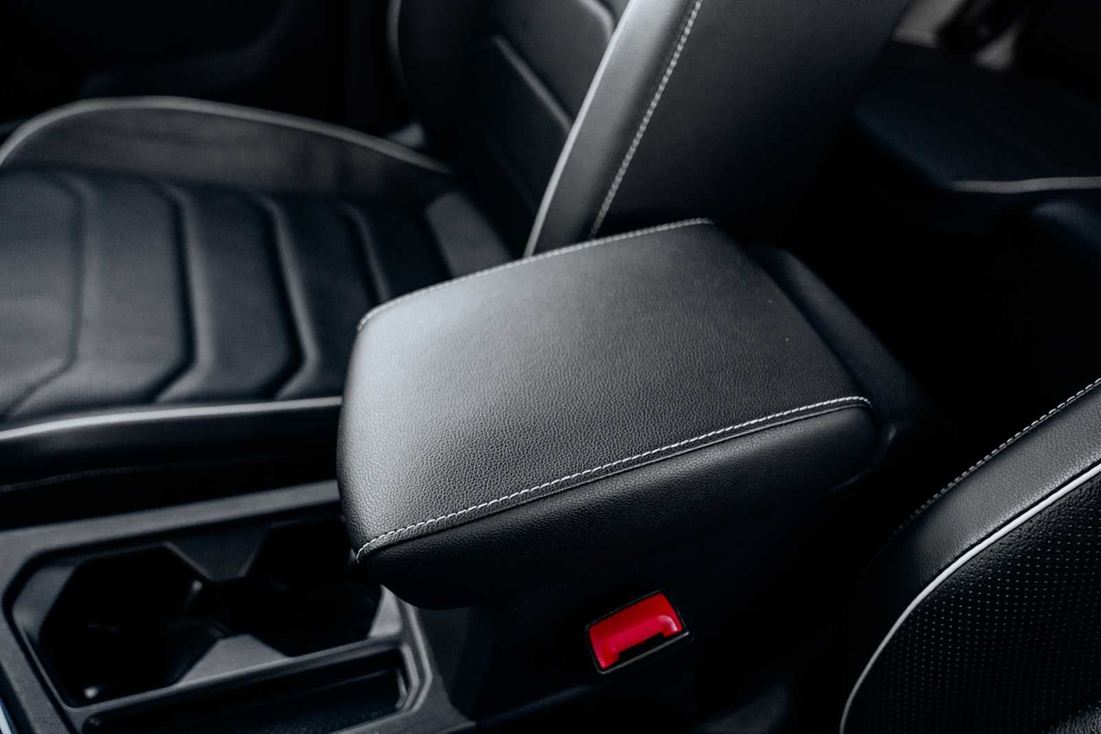 2024 Volkswagen Tiguan SEL R-Line