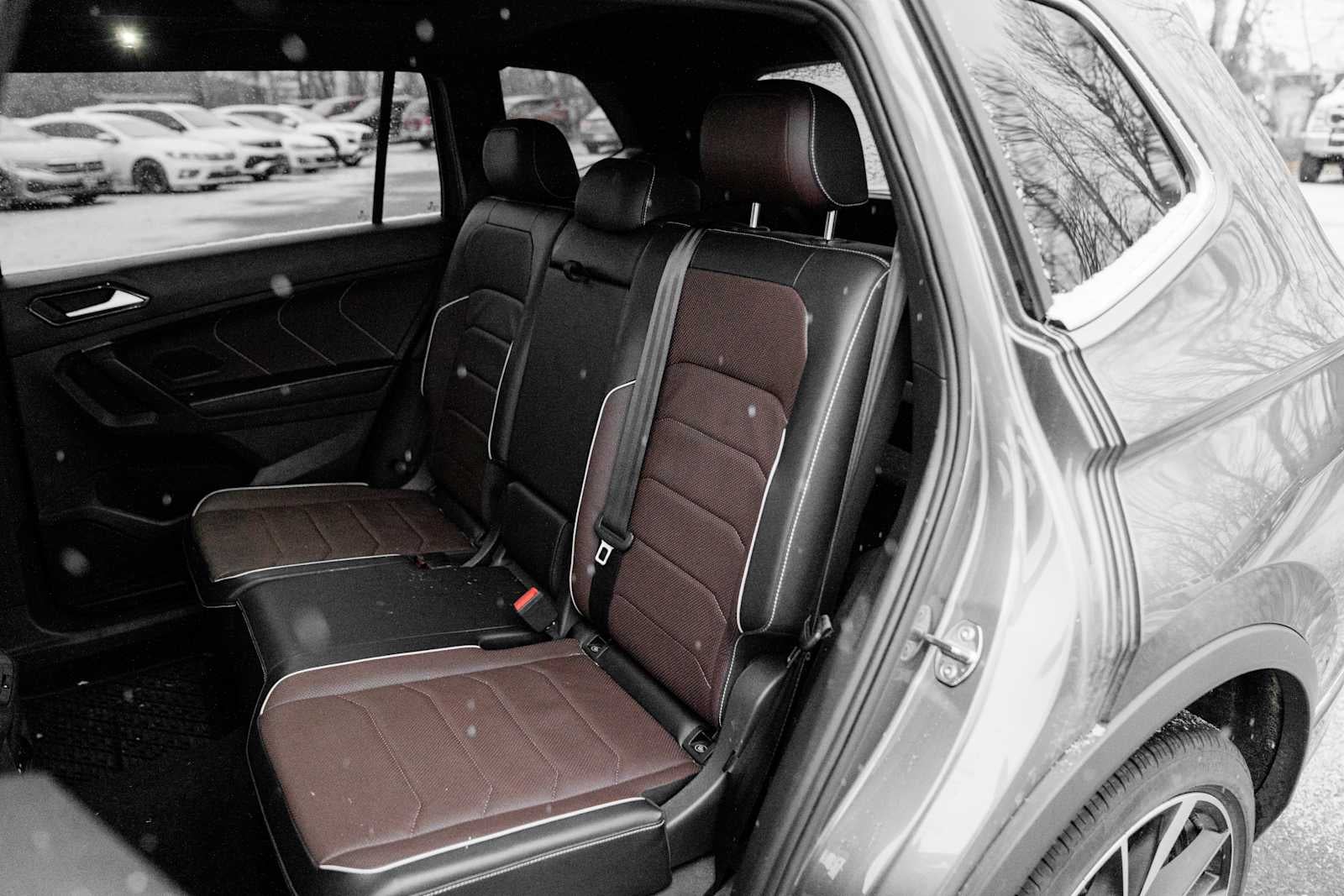 2024 Volkswagen Tiguan SEL R-Line