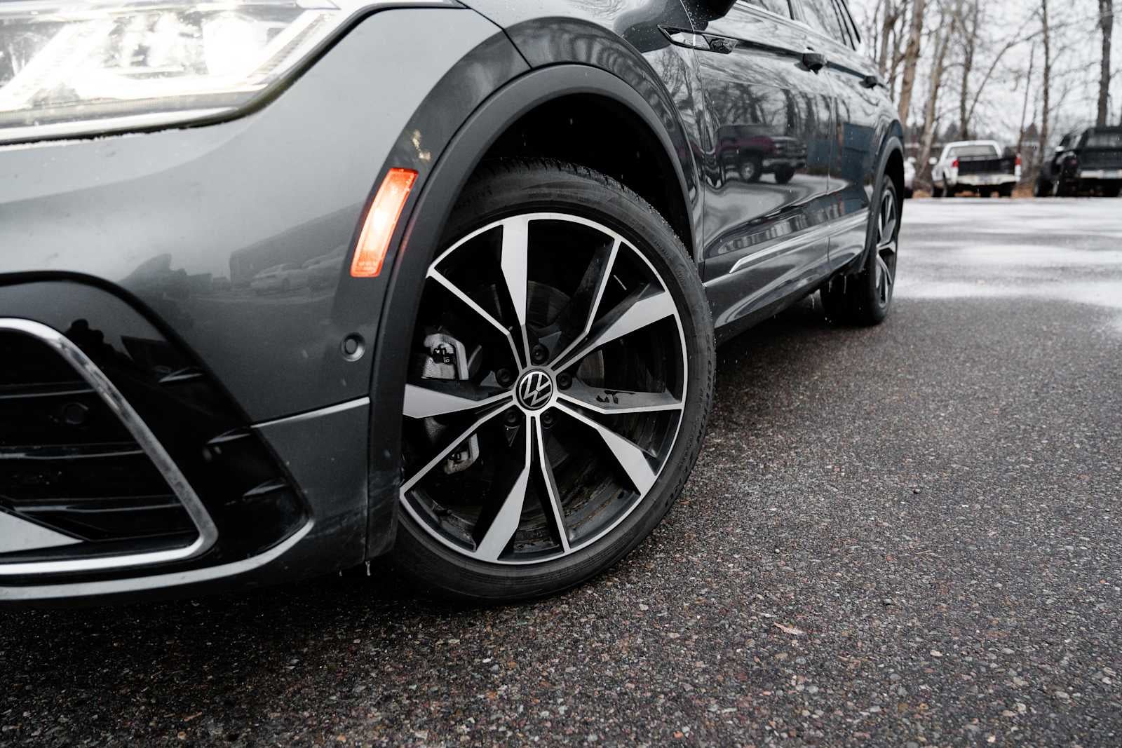 2024 Volkswagen Tiguan SEL R-Line