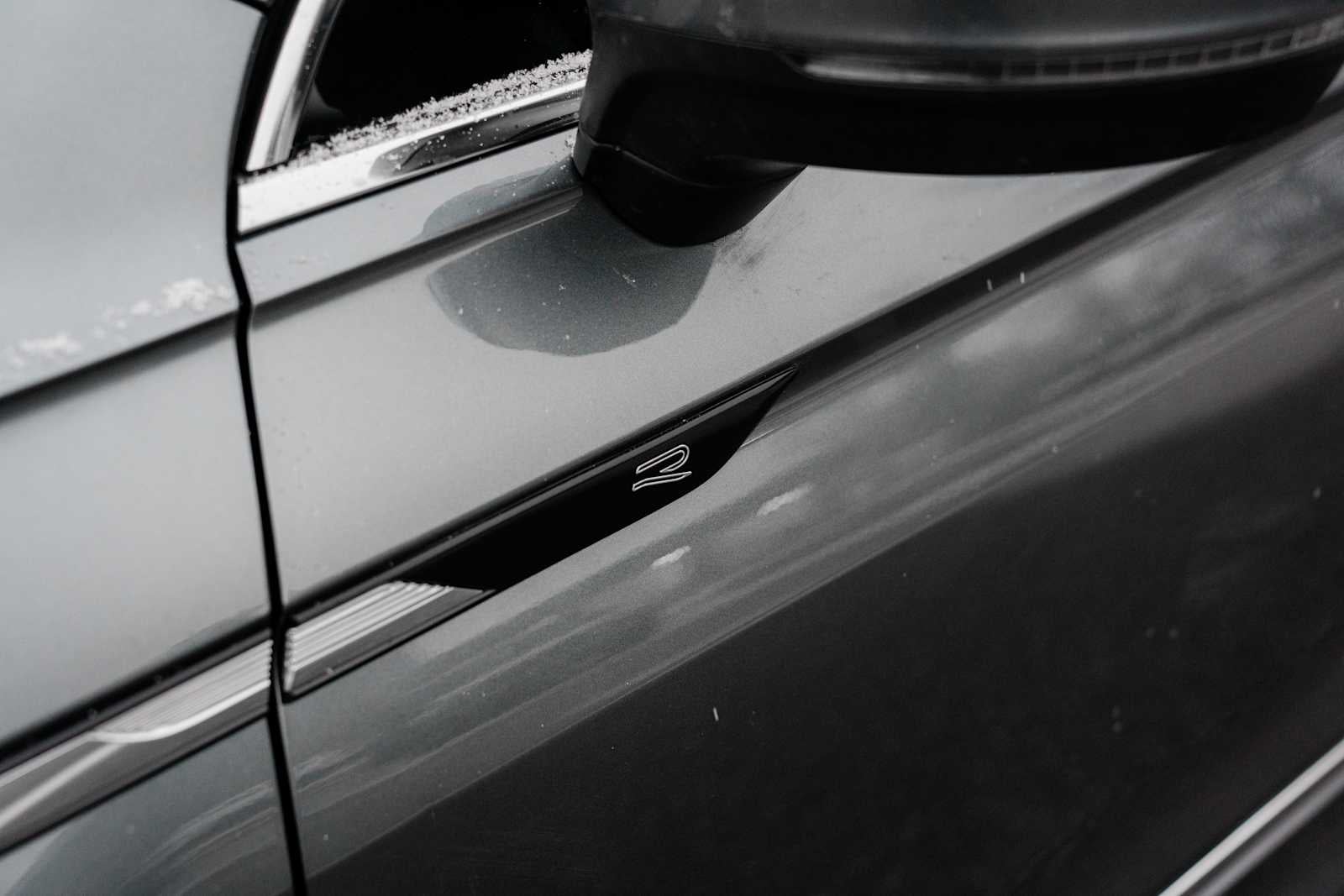 2024 Volkswagen Tiguan SEL R-Line