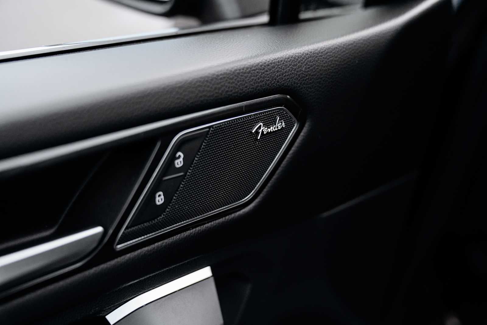 2022 Volkswagen Tiguan SEL R-Line