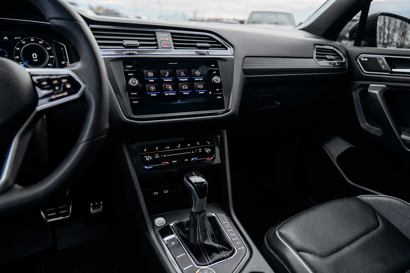 2022 Volkswagen Tiguan SEL R-Line