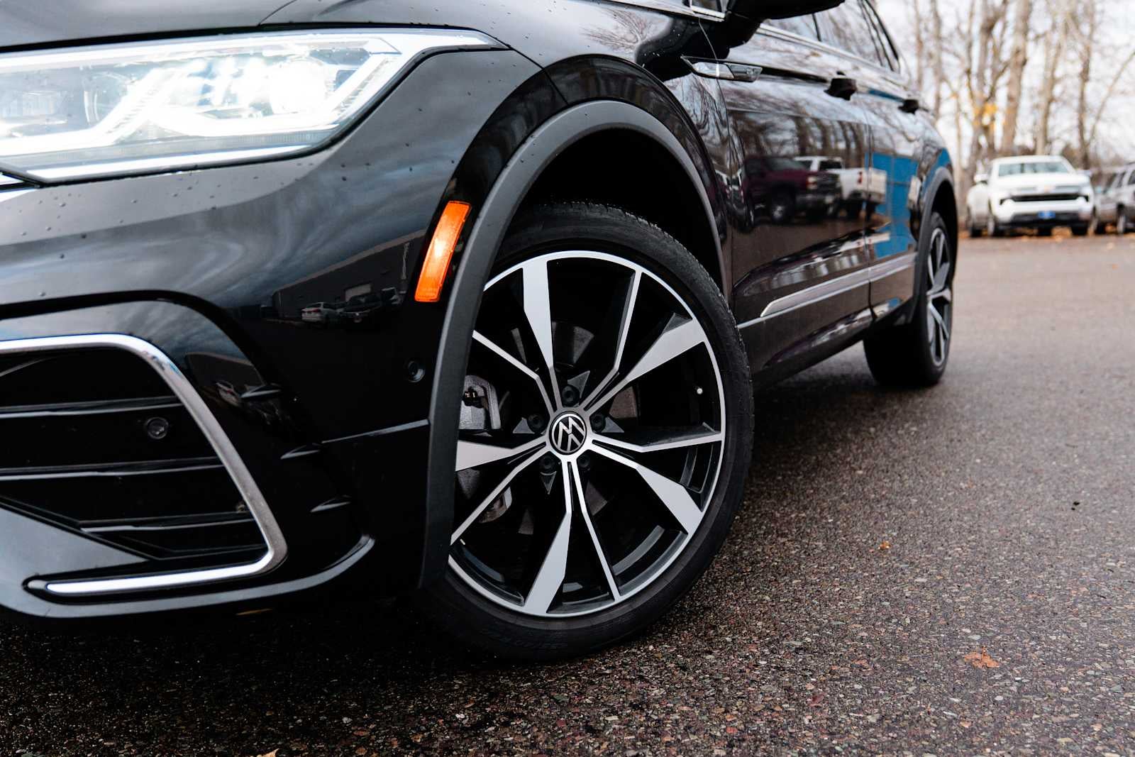 2022 Volkswagen Tiguan SEL R-Line