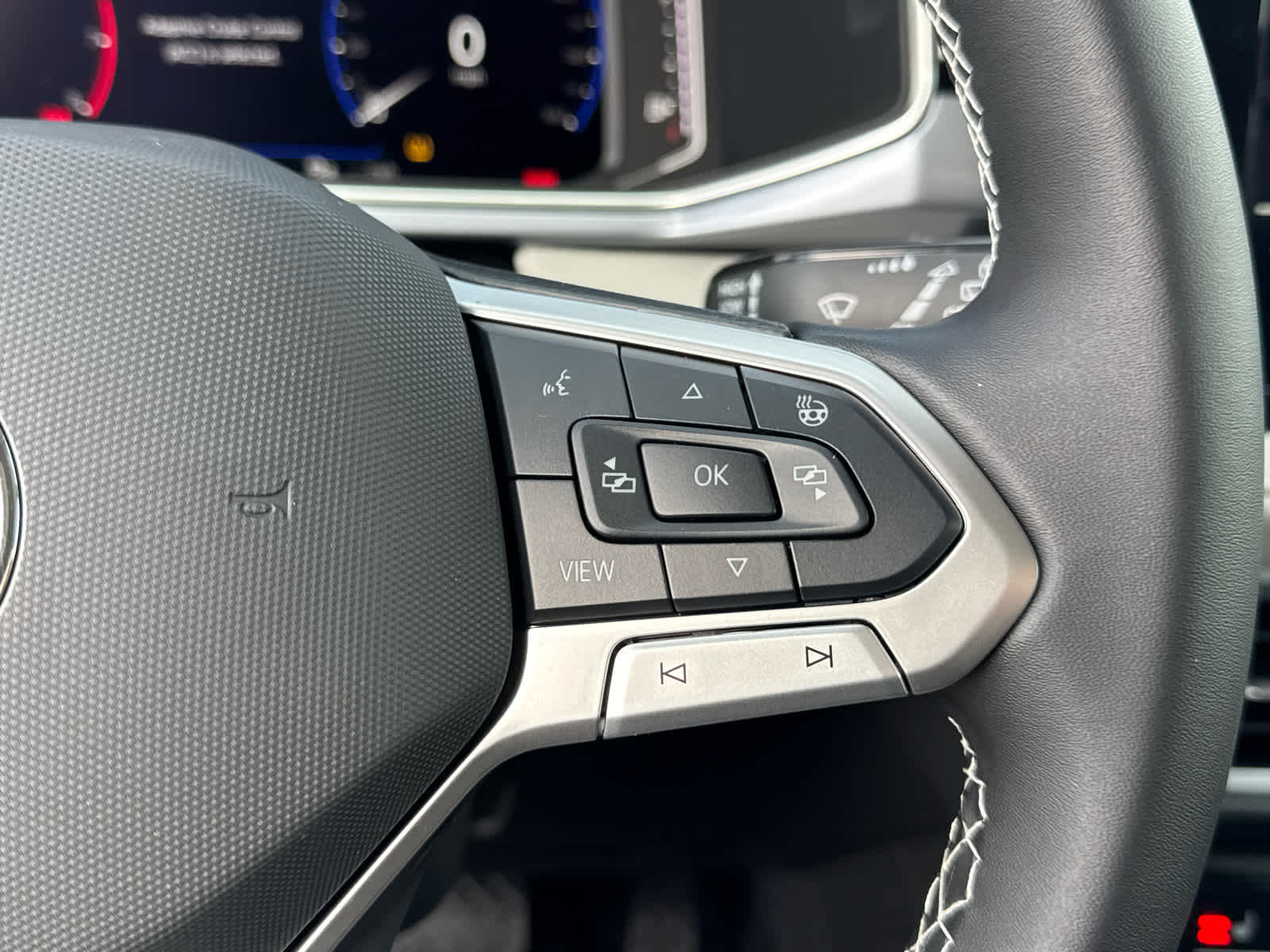 2025 Volkswagen Taos 1.5T SEL