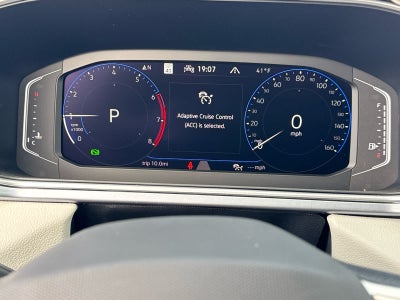 2025 Volkswagen Taos 1.5T SEL