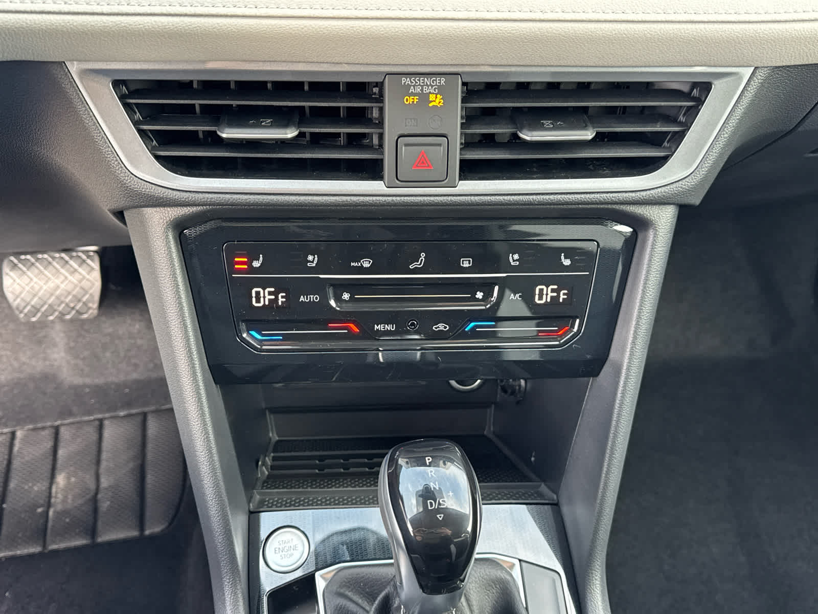 2025 Volkswagen Taos 1.5T SEL