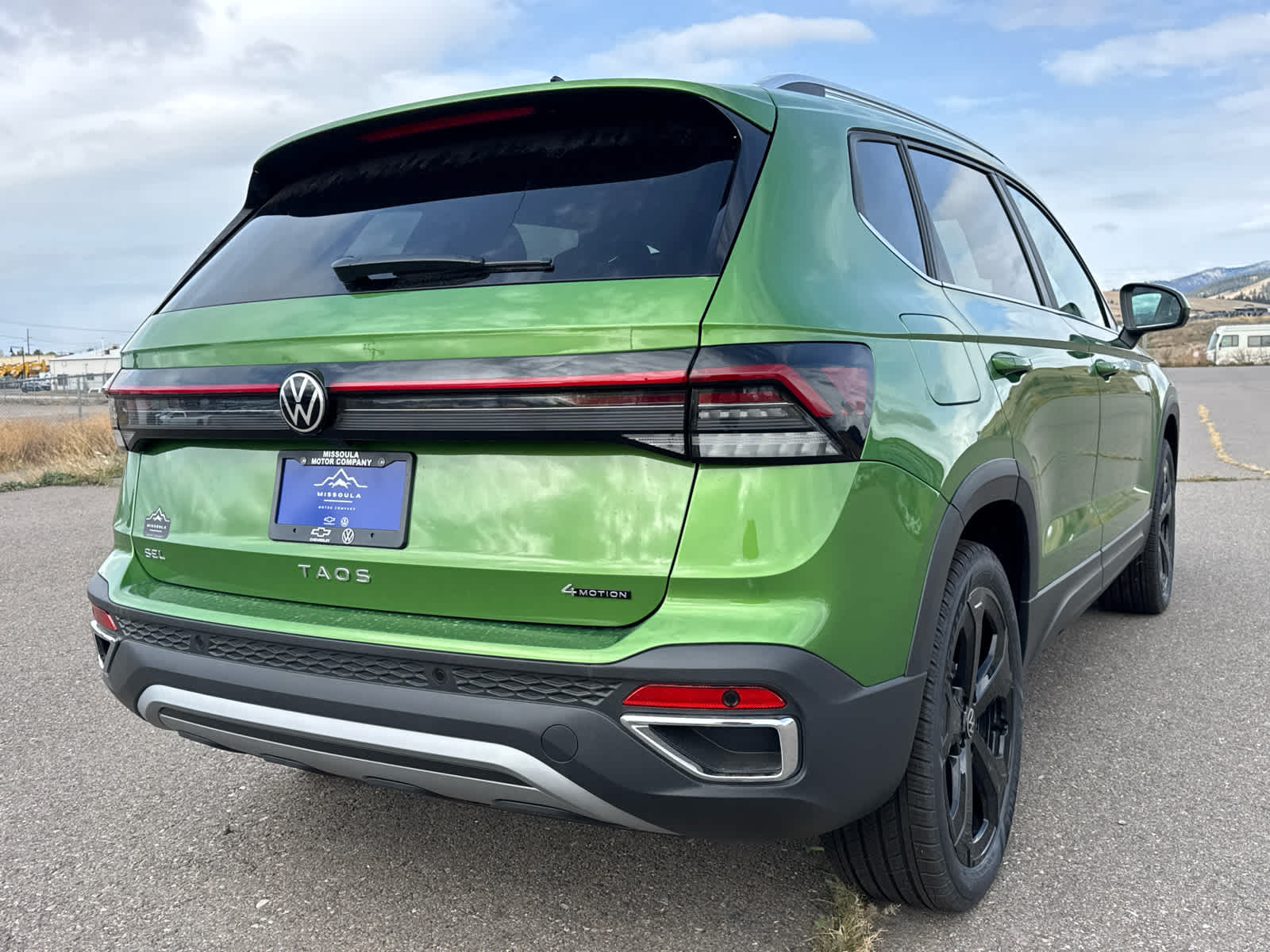 2025 Volkswagen Taos 1.5T SEL