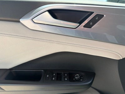 2025 Volkswagen Taos SEL