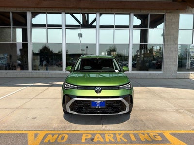 2025 Volkswagen Taos SEL