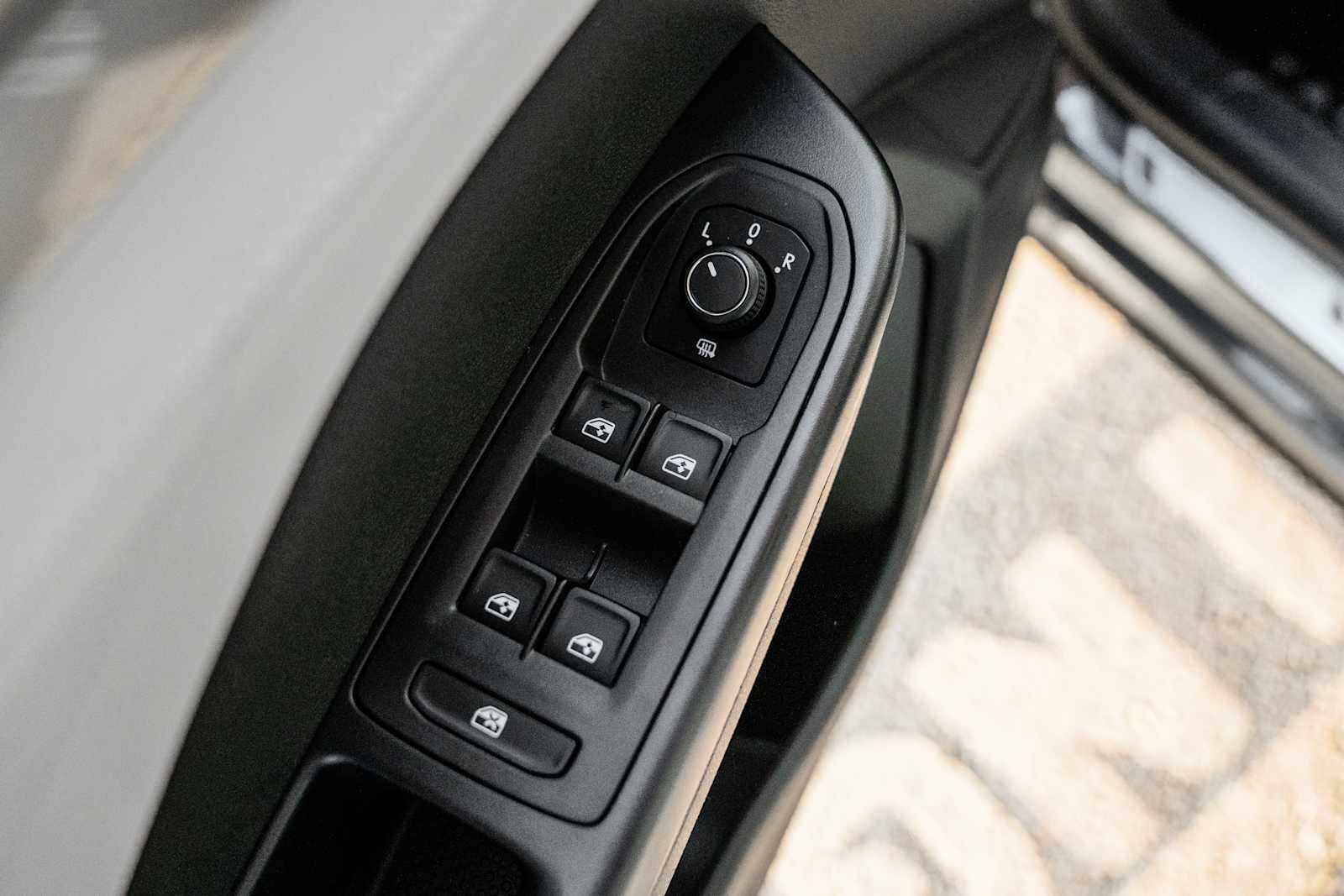 2026 Volkswagen Taos SEL 4MOTION