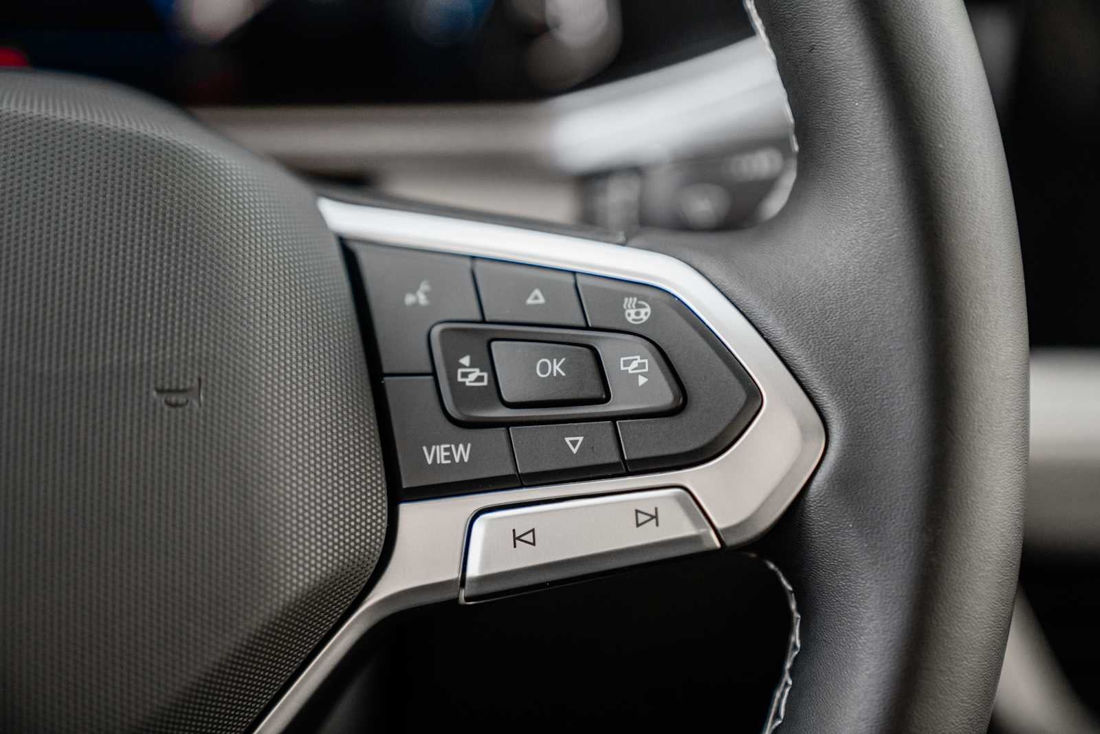 2026 Volkswagen Taos SEL 4MOTION