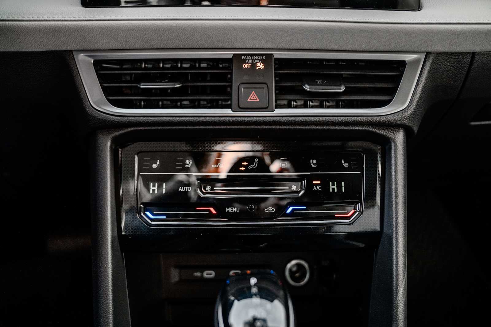 2026 Volkswagen Taos SEL 4MOTION