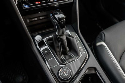 2026 Volkswagen Taos SEL 4MOTION