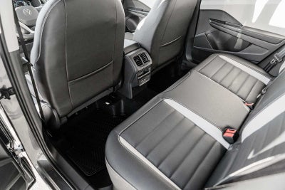 2026 Volkswagen Taos SEL 4MOTION