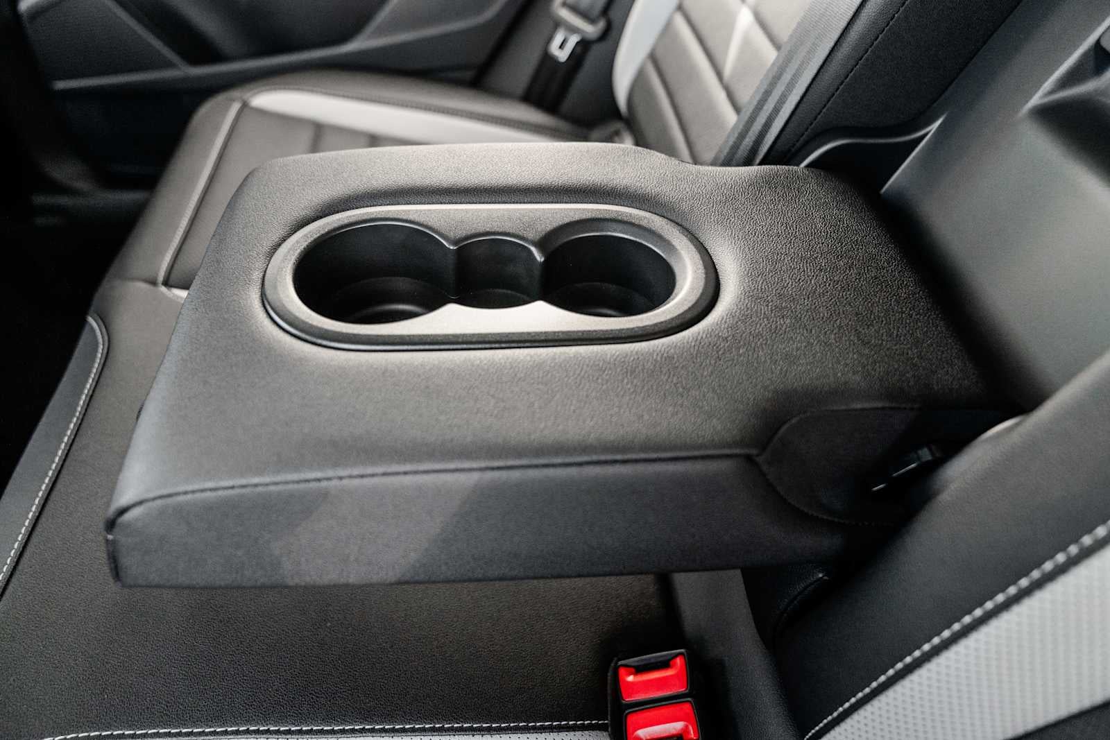 2026 Volkswagen Taos SEL 4MOTION