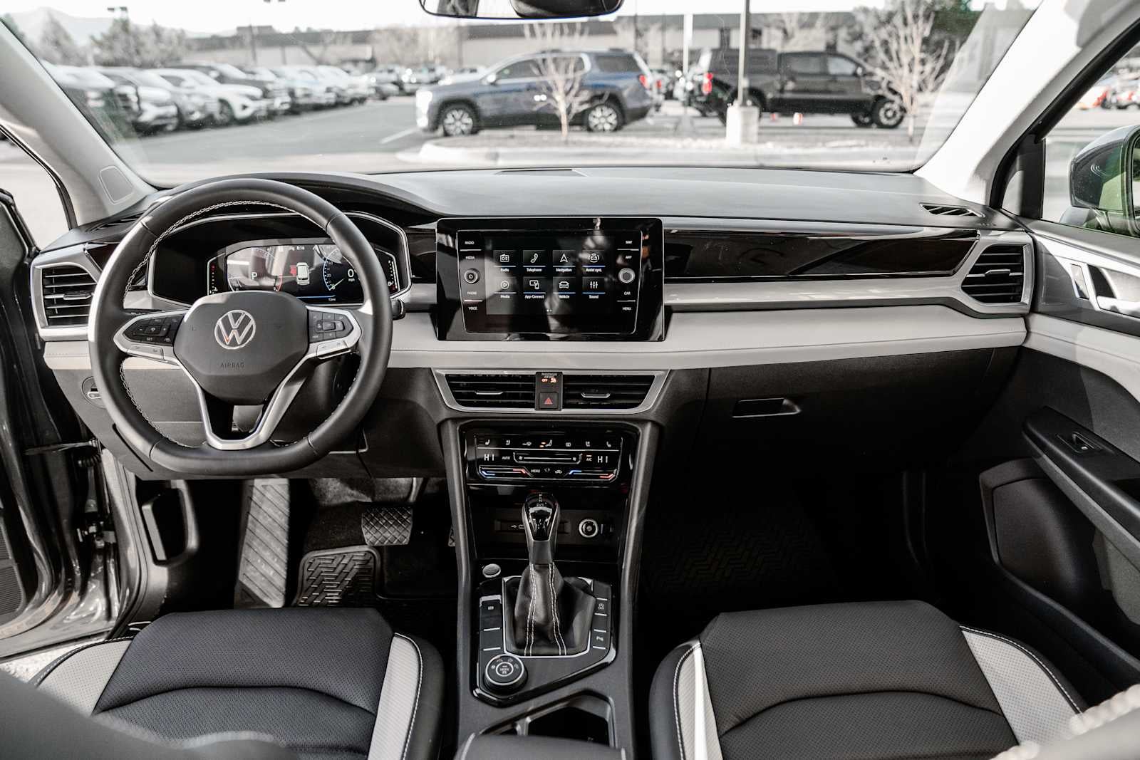 2026 Volkswagen Taos SEL 4MOTION