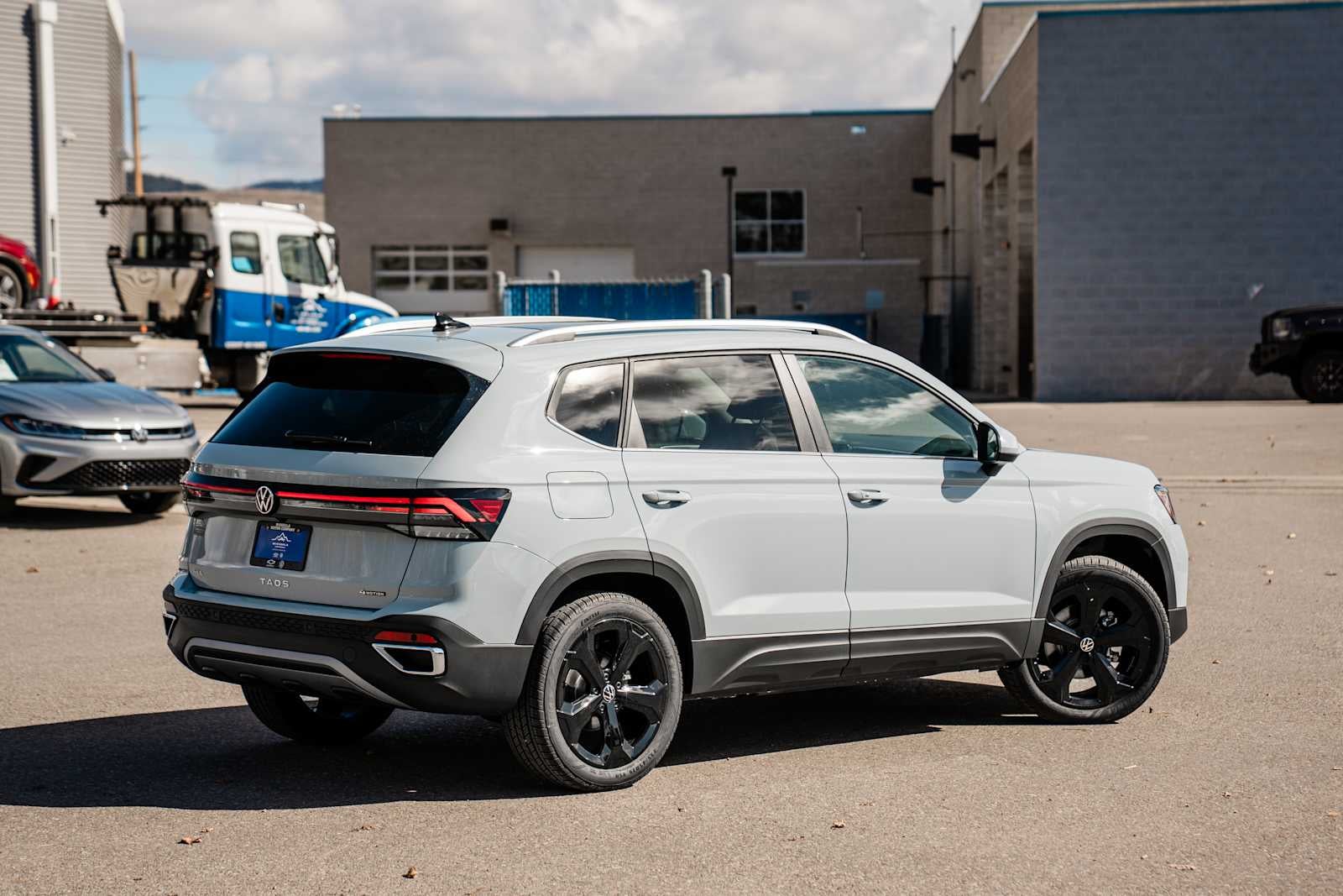 2026 Volkswagen Taos 1.5T SEL