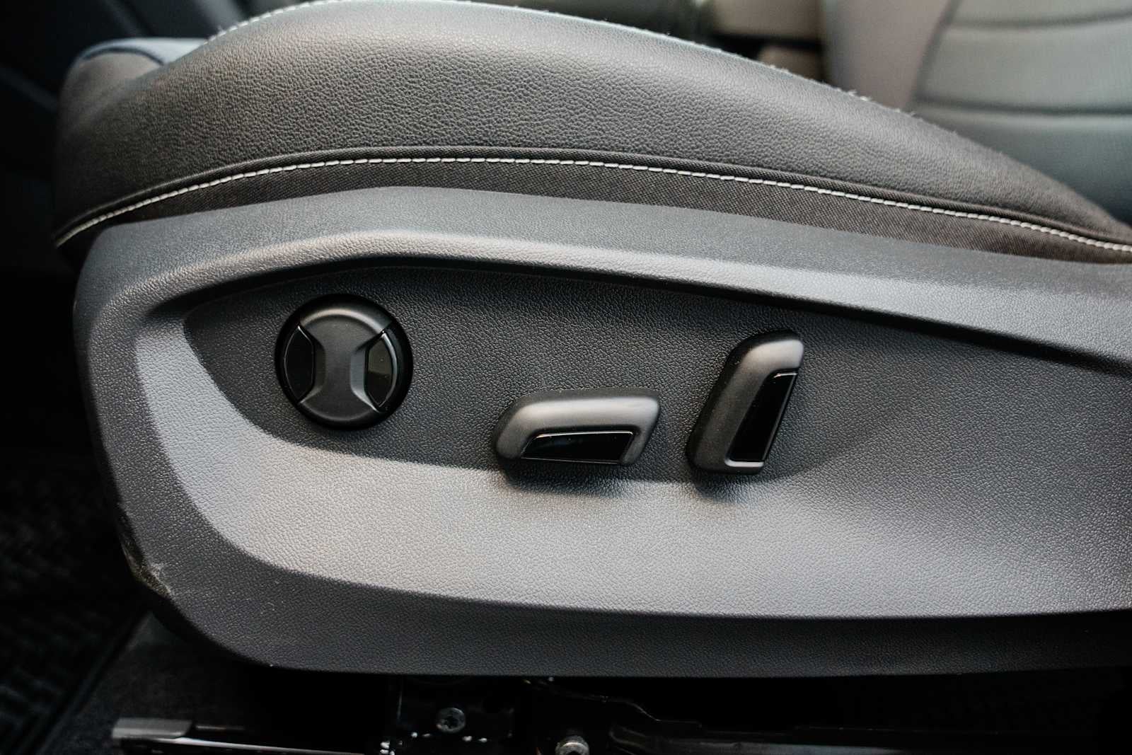 2026 Volkswagen Taos 1.5T SEL