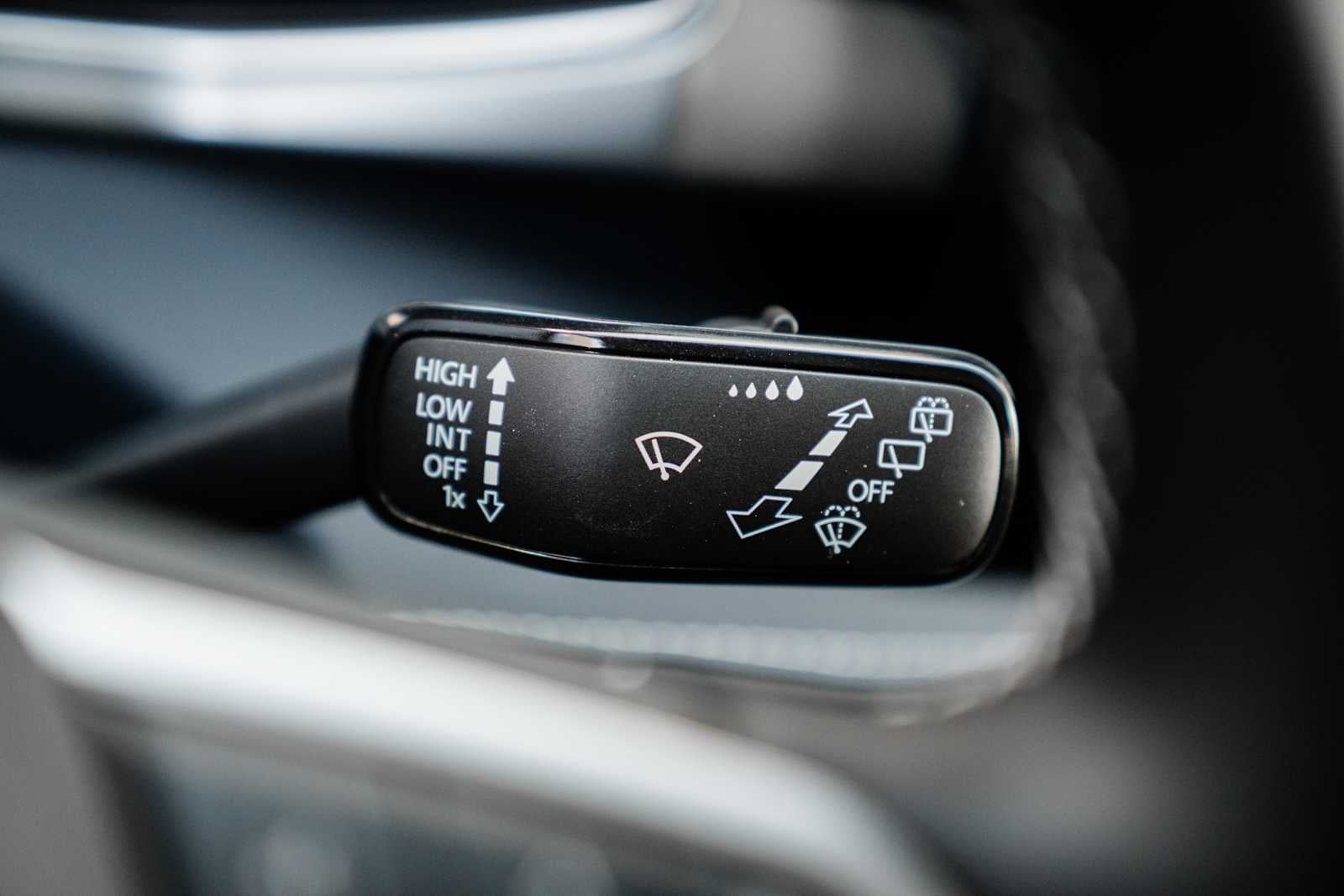 2026 Volkswagen Taos 1.5T SEL