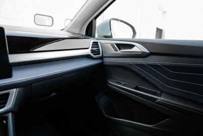 2026 Volkswagen Taos 1.5T SEL