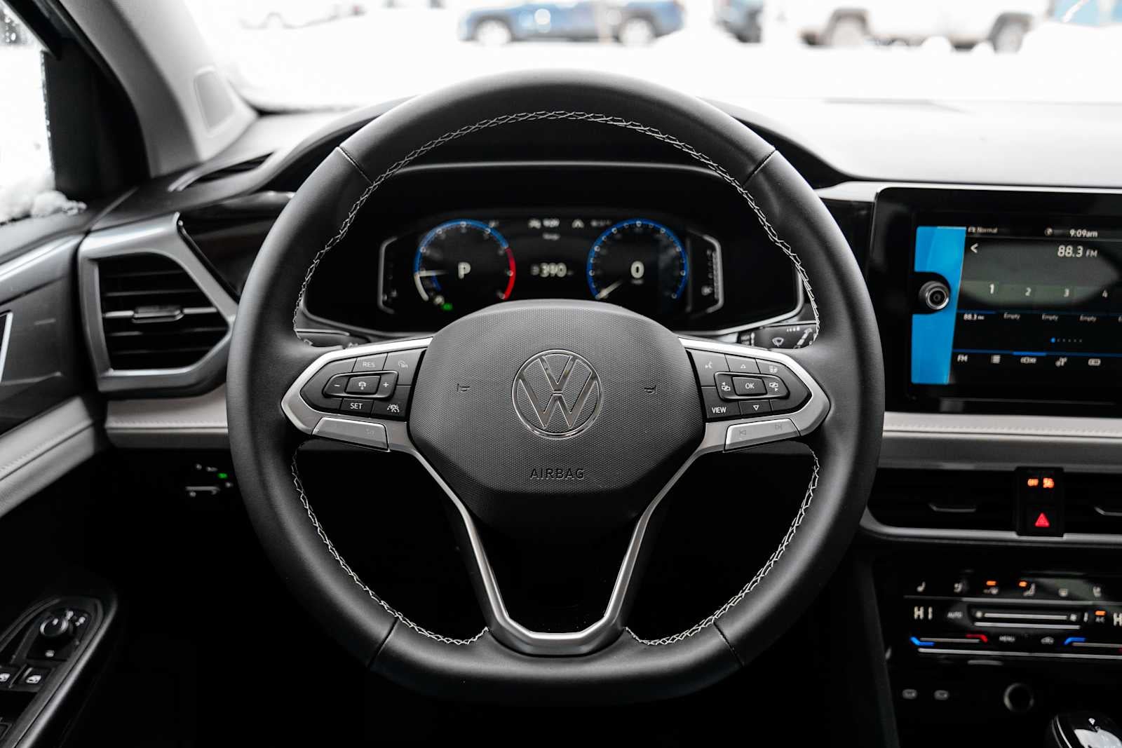 2026 Volkswagen Taos SEL 4MOTION