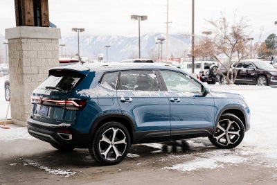 2026 Volkswagen Taos SEL 4MOTION