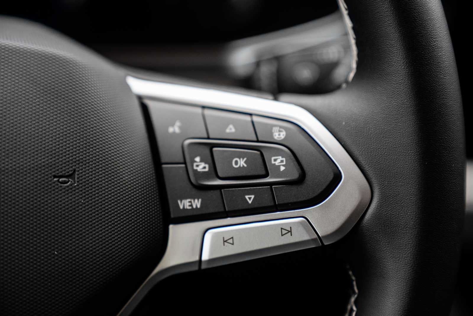 2026 Volkswagen Taos SEL 4MOTION