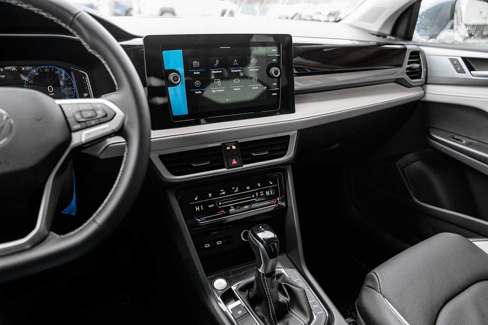 2026 Volkswagen Taos SEL 4MOTION