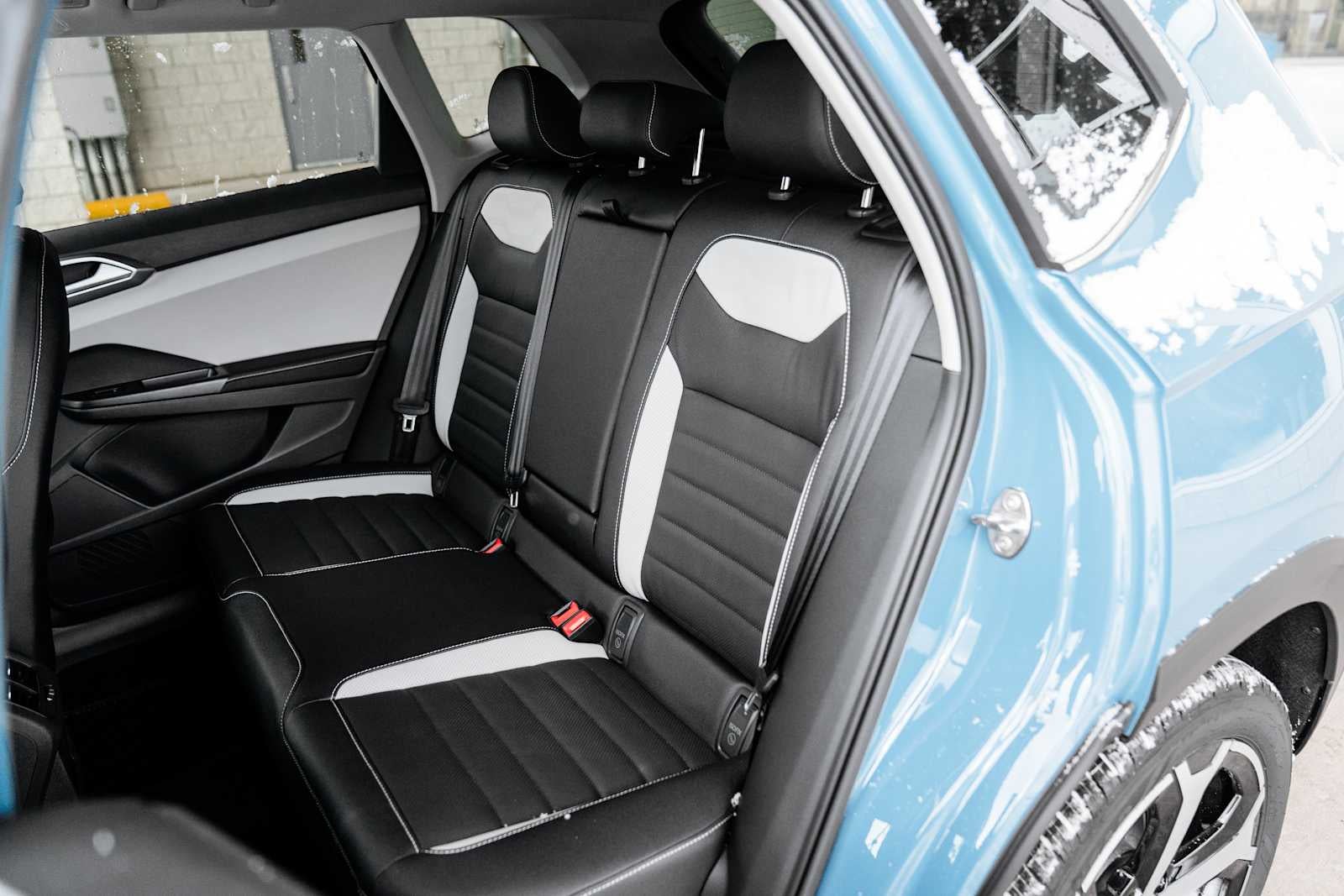 2026 Volkswagen Taos SEL 4MOTION