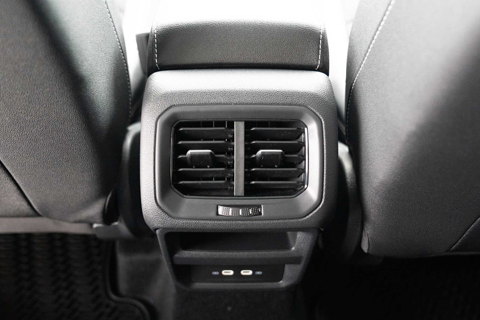 2026 Volkswagen Taos SEL 4MOTION