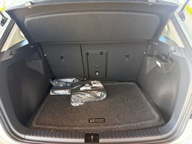 2026 Volkswagen Taos 1.5T SEL