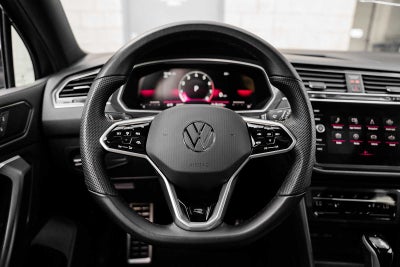 2023 Volkswagen Tiguan SE R-Line Black